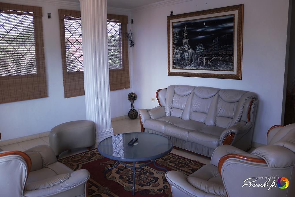 Pena's Boutique 3*