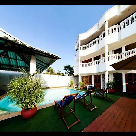 Pena's Boutique 3*